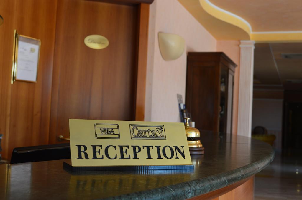 Hotel Parco Serrone Corato Eksteriør billede