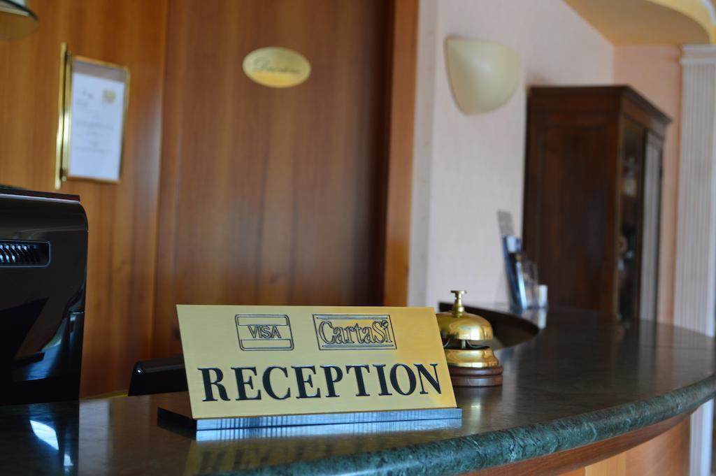 Hotel Parco Serrone Corato Eksteriør billede